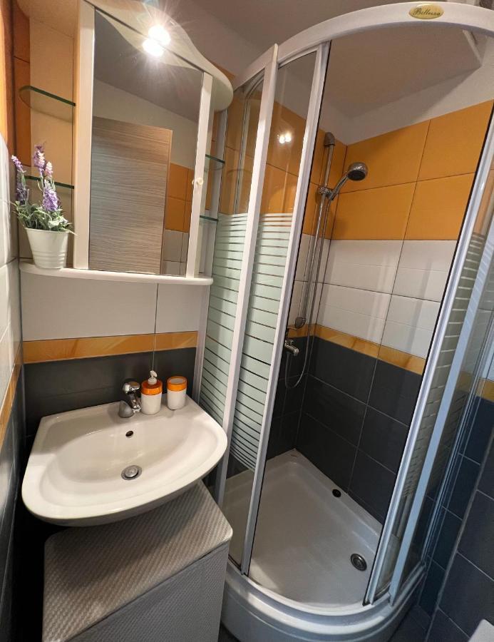 Apartman Center Omis Exterior photo